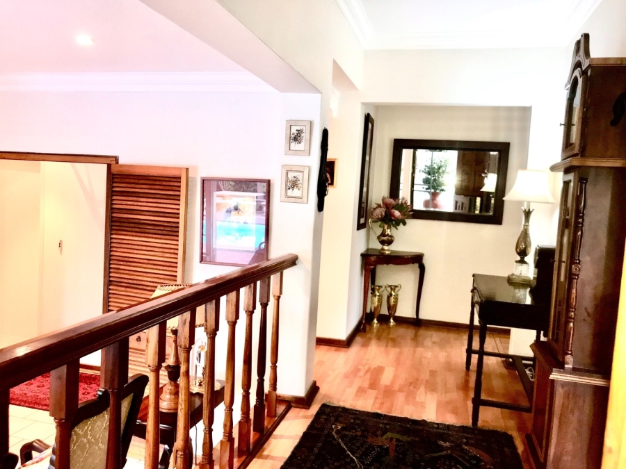 5 Bedroom Property for Sale in Waverley Free State